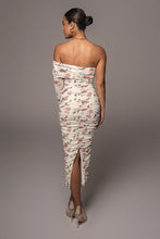 Load image into Gallery viewer, LILA IVORY FLORAL RUCHED DRESS