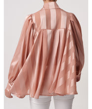 Load image into Gallery viewer, CHIFFON STRIPED PUSSYBOW BLOUSE