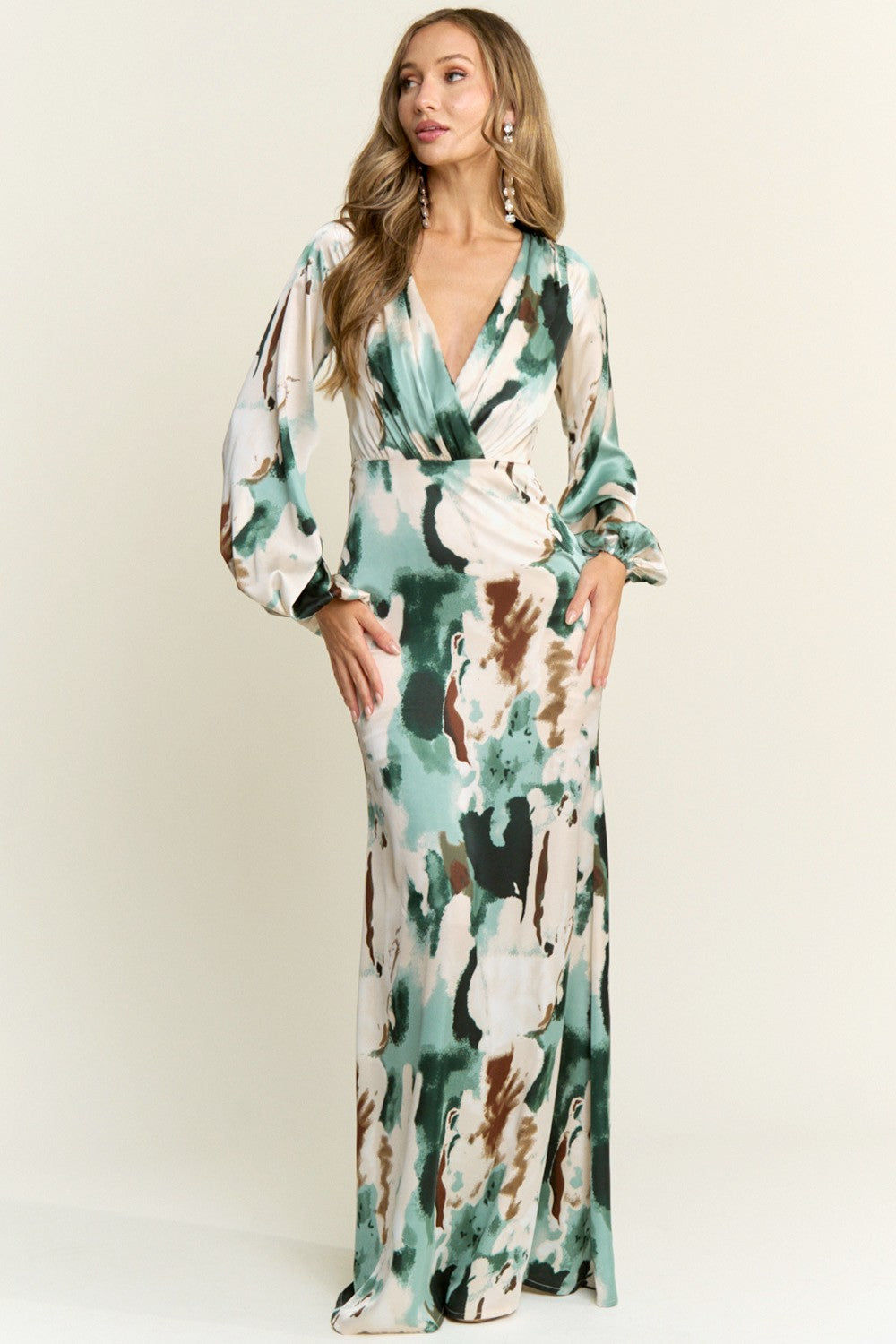 PRINTED BILLOWY SLEEVE MAXI DRESS WITH OPEN BACK