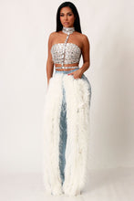 Load image into Gallery viewer, FEATHERED STRAIGHT LEG DENIM JEANS