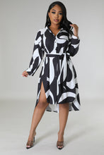 Load image into Gallery viewer, BLACK AND WHITE ABSTRACT SHIRT DRESS