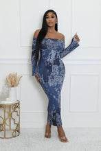 Load image into Gallery viewer, BLUE PRINTED OFF SHOULDER LONG KNIT DRESS
