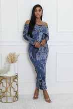 Load image into Gallery viewer, BLUE PRINTED OFF SHOULDER LONG KNIT DRESS