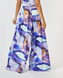 TIA WIDE LEG TROUSER WITH GATHERED WAISTBAND IN PURPLE MARBLE PRINT