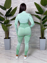 Load image into Gallery viewer, ACTIVE SPORT SET WITH THUMBHOLE JACKET