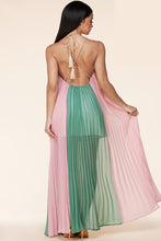 Load image into Gallery viewer, PLEATED COLORBLOCK HALTER MAXI DRESS