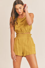Load image into Gallery viewer, LINEN SLEEVELESS CROP SHORT SET
