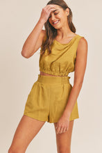Load image into Gallery viewer, LINEN SLEEVELESS CROP SHORT SET