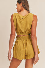 Load image into Gallery viewer, LINEN SLEEVELESS CROP SHORT SET