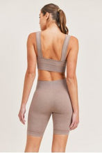 Load image into Gallery viewer, ESSENTIAL MINERAL-WASHED SEAMLESS SPRORTS BRA