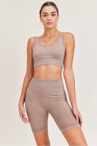 ESSENTIAL MINERAL-WASHED SEAMLESS SPRORTS BRA