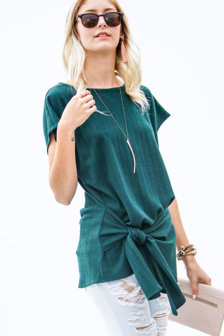 TIE TOGETHER KNIT TOP