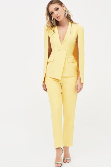 LAVISH ALICE CUT OUT SHOULDER COLLARLESS BLAZER