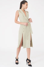 Load image into Gallery viewer, LAVISH ALICE SLEEVELESS TUXEDO MIDI DRESS