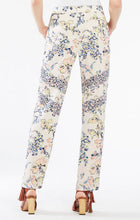 Load image into Gallery viewer, BCBG RYEN FLORAL PANTS