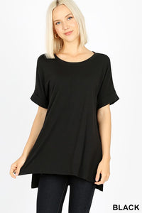 BLACK HIGH-LOW HEM BASIC TEE
