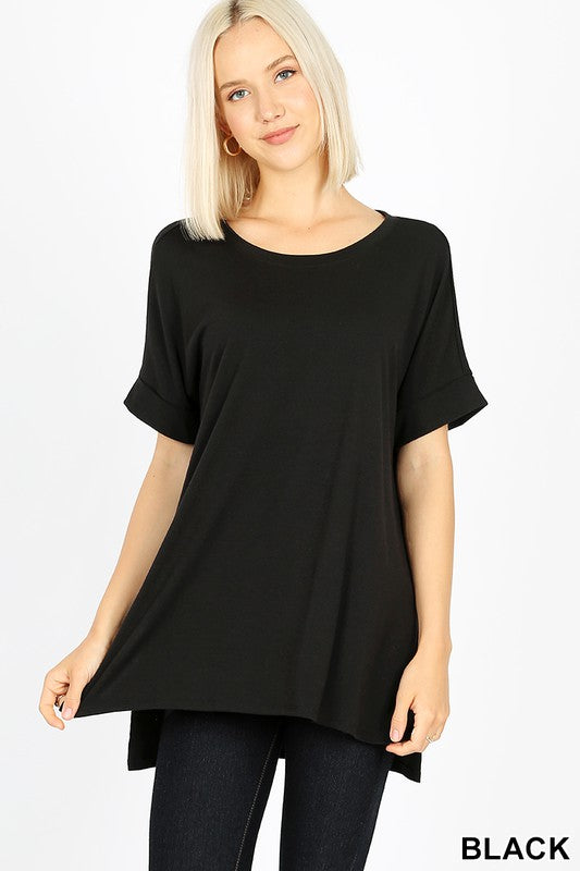 BLACK HIGH-LOW HEM BASIC TEE