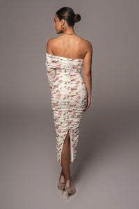 LILA IVORY FLORAL RUCHED DRESS