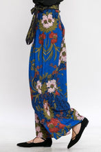 Load image into Gallery viewer, JEALOUS TOMATO PLEATED FLORAL PALAZZOS