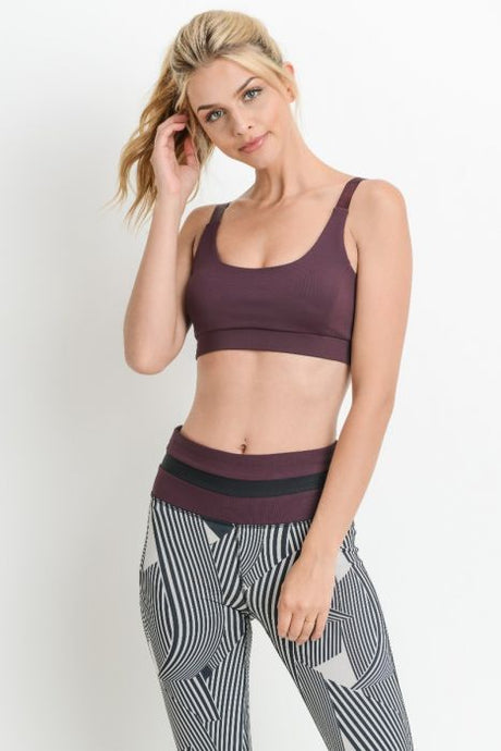 TRIPLE CUTOUT SPORTS BRA