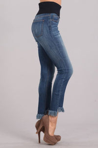 M RENA FRAYED HEM CROPPED JEANS