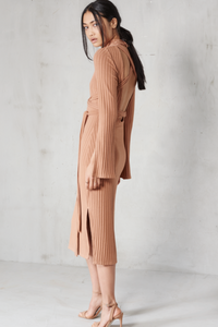 LAVISH ALICE KNIT OPEN BACK MIDI DRESS