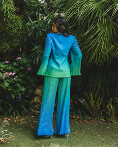 BLUE AND GREEN OMBRE FITTED BLAZER WITH PLEATED SLEEVE DETAIL